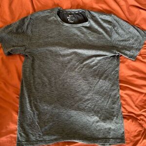 Nike Men's Heather Gray Short Sleeve Tee